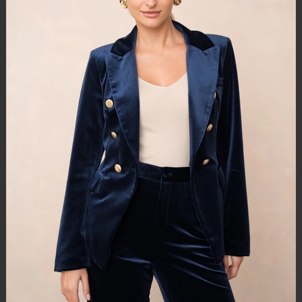 Attentif Paris Fitted  Velvet Blazer Paris NWOT Sz L